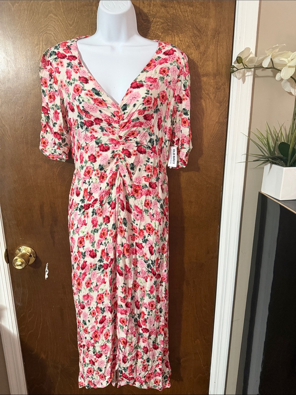 Old Navy Pink Floral Midi Dress with V-Neck and Twist Detail